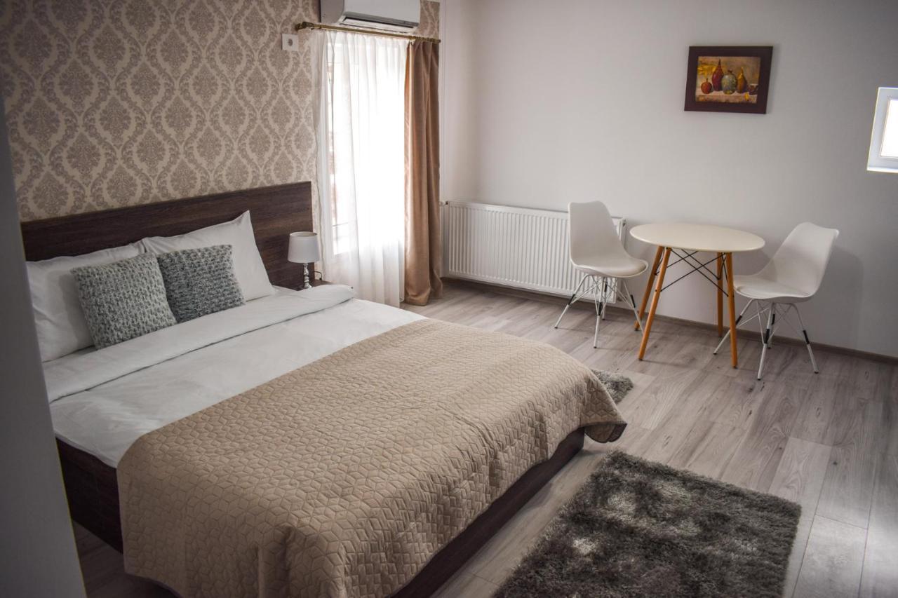 ياش B House Rooms المظهر الخارجي الصورة